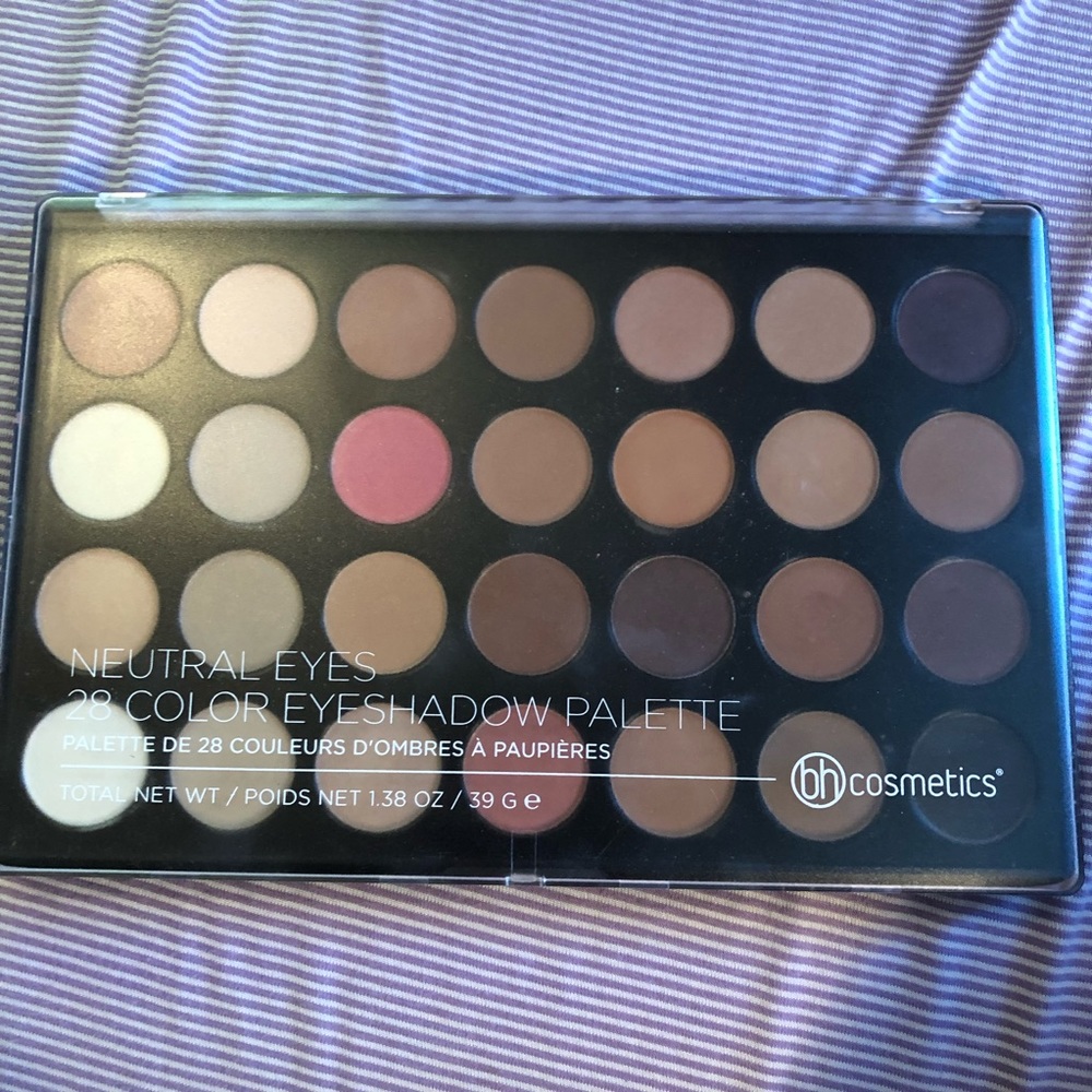 Neutral Eyes Eyeshadow Palette by BH cosmetics